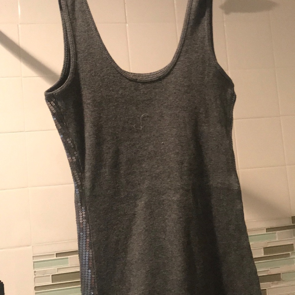Tank - Picture 5 of 5